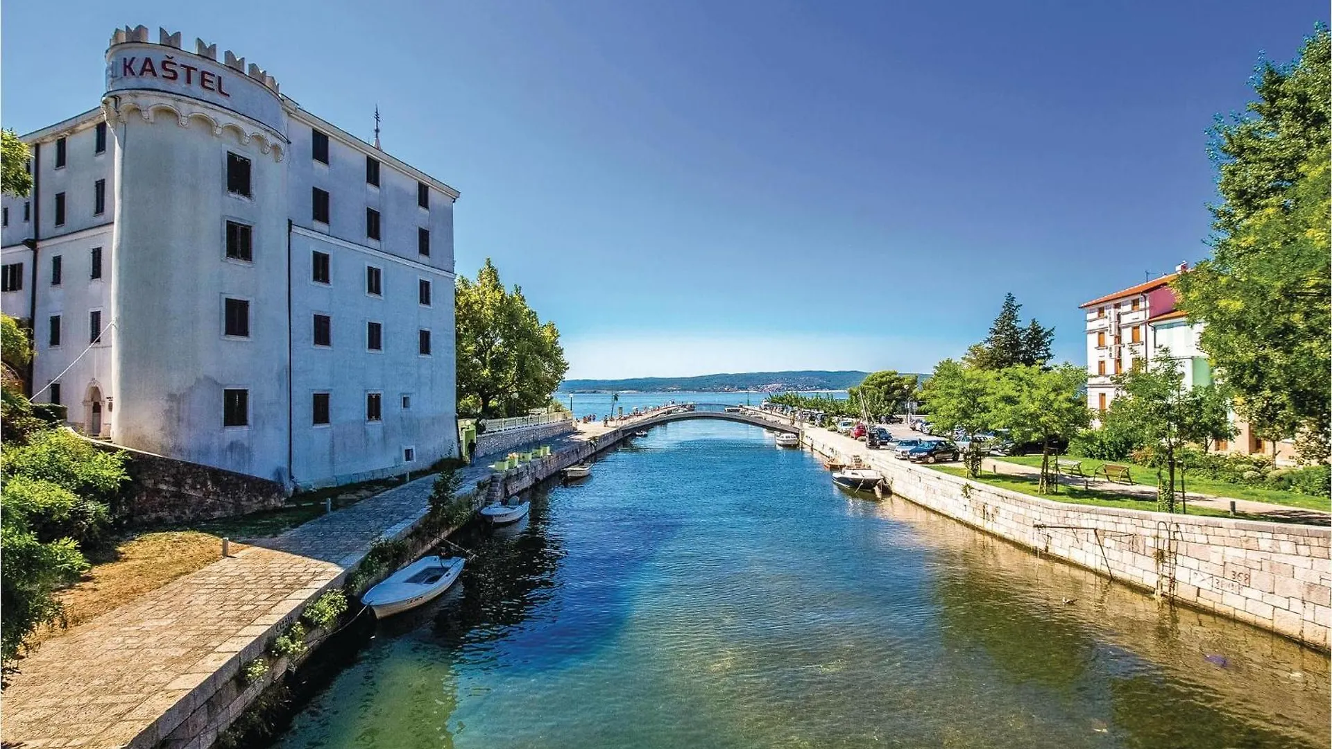Beautiful Apartment In Crikvenica